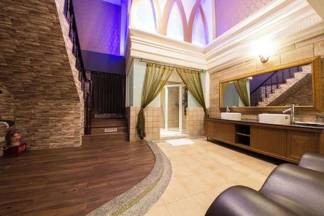Premium Room, 1 King Bed, Non Smoking