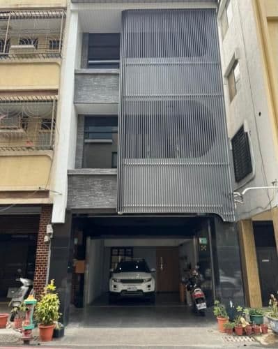 Triple One Entire Home 慶東111私人招待所 包棟民宿 Triple One Entire Home 慶東111私人招待所 包棟民宿