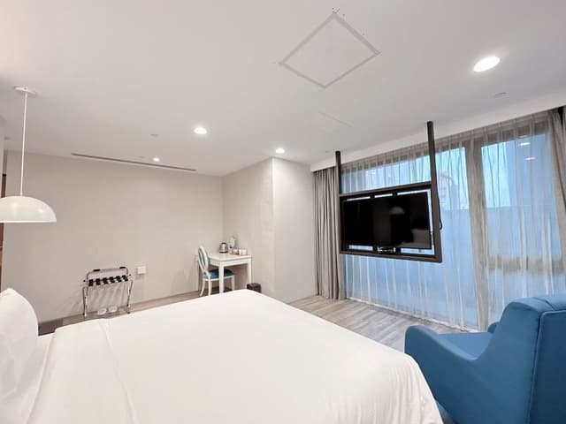 Premium Double Room (With Parking)