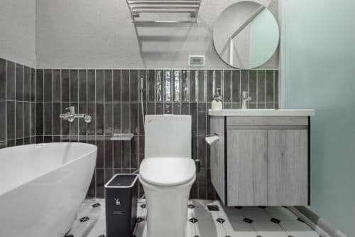 Superior Room with Bathtub