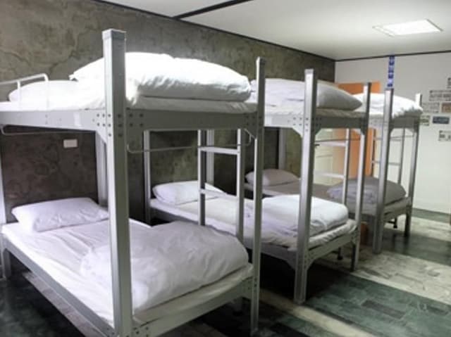 Dormitory 8-Bed