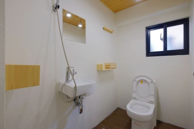 Unspecified Room Style With Private Bathroom