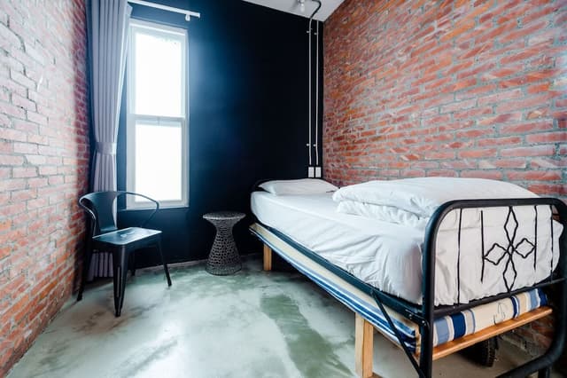 Superior Single Room, Shared Bathroom