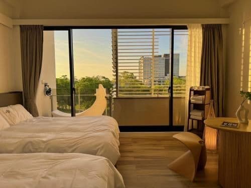 Deluxe Quadruple Room with Balcony