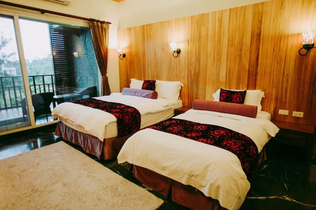 Mountain View Triple Room