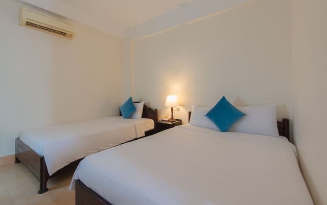 Basic Triple Room