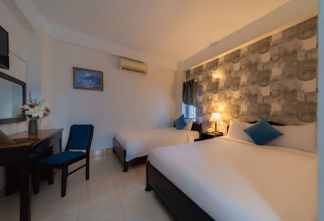 Basic Triple Room