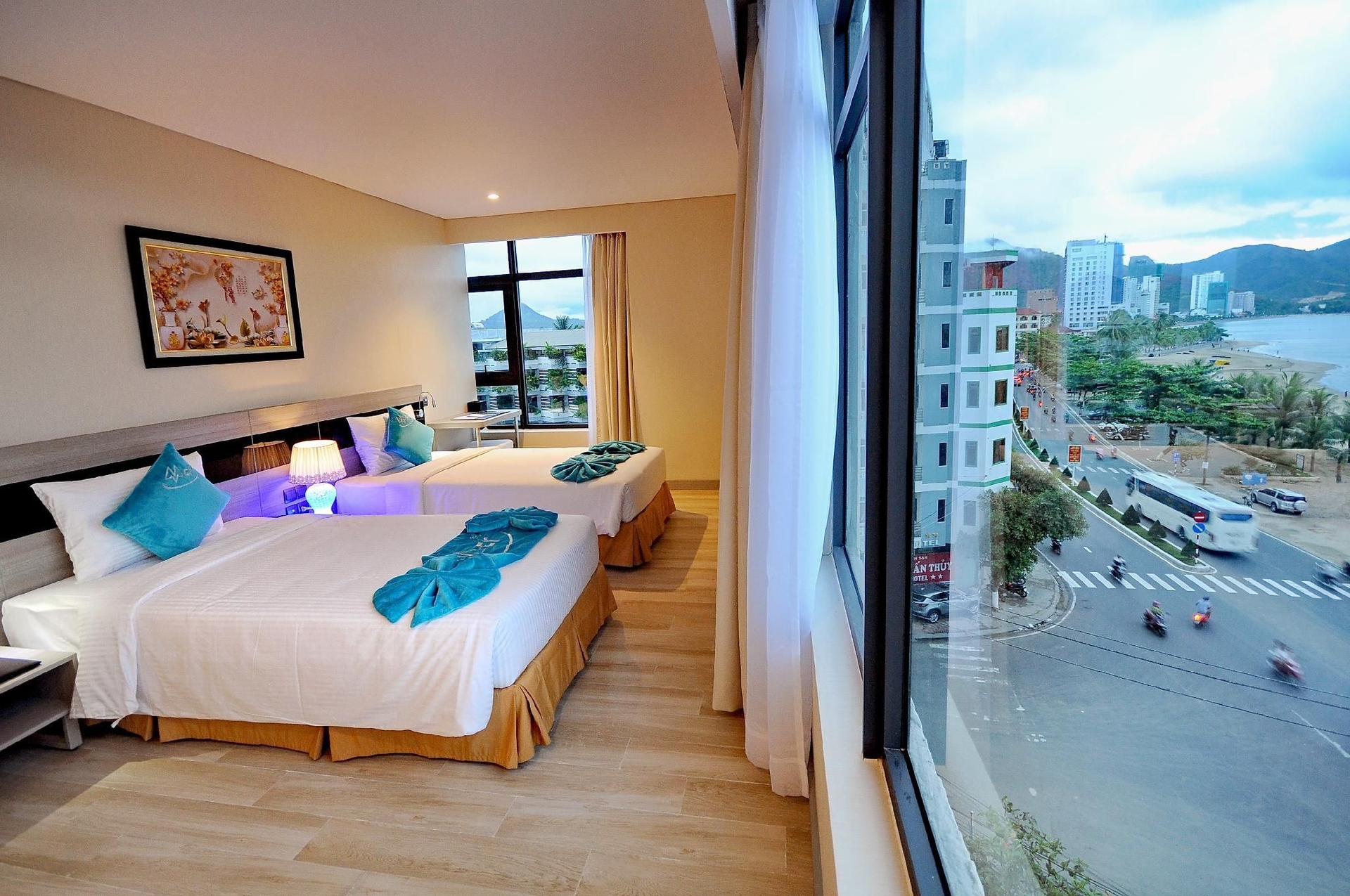 เดอะ เอ็มซีอาร์ ลักชัวรี ยา จาง โฮเต็ล (The MCR Luxury Nha Trang Hotel)4