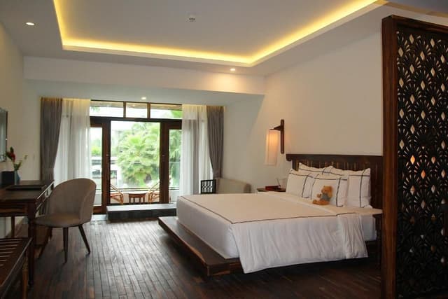 Balcony Sea View King