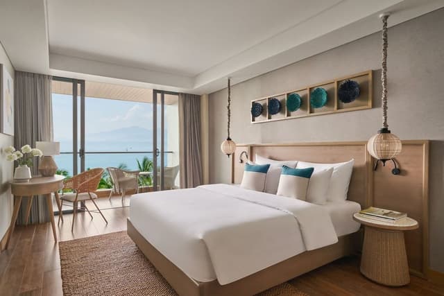 Bay View King Room