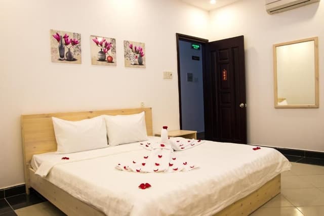 Deluxe Room Queen
