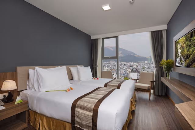 Deluxe Room, City View