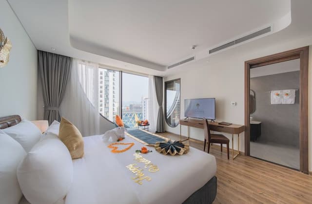 Premier Room