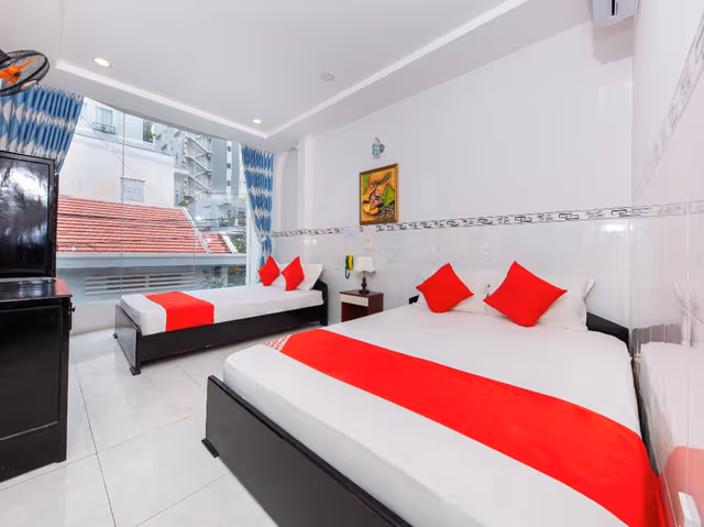 Deluxe Family Room
