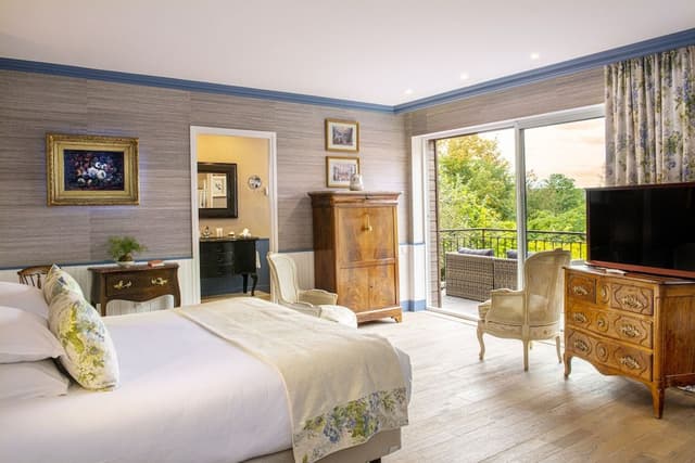 Signature Room, Balcony