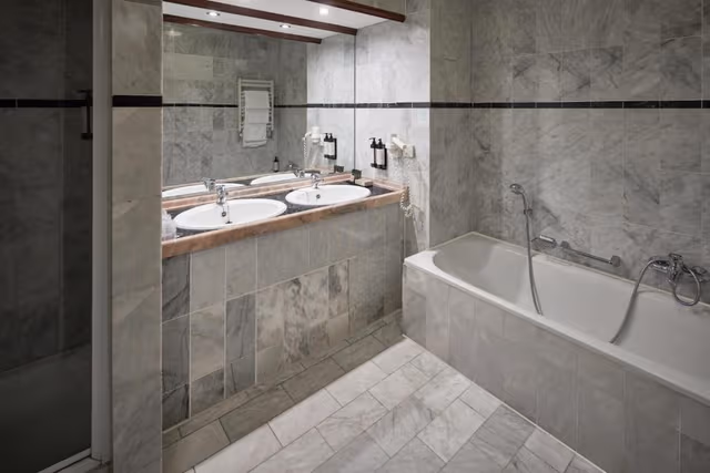 Comfort Triple Room