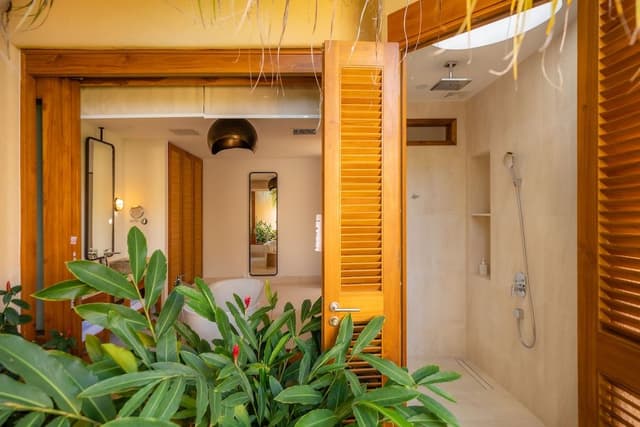 1-Bedroom Pool Villa with King Bed