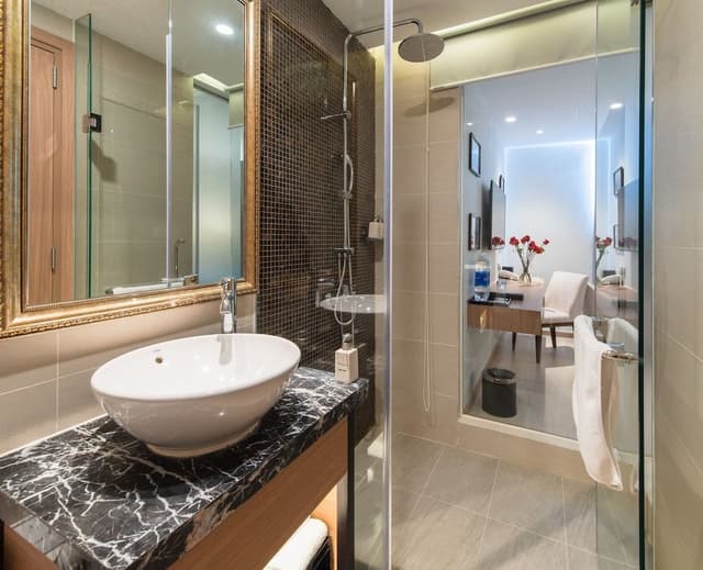 Superior Triple Room, City View