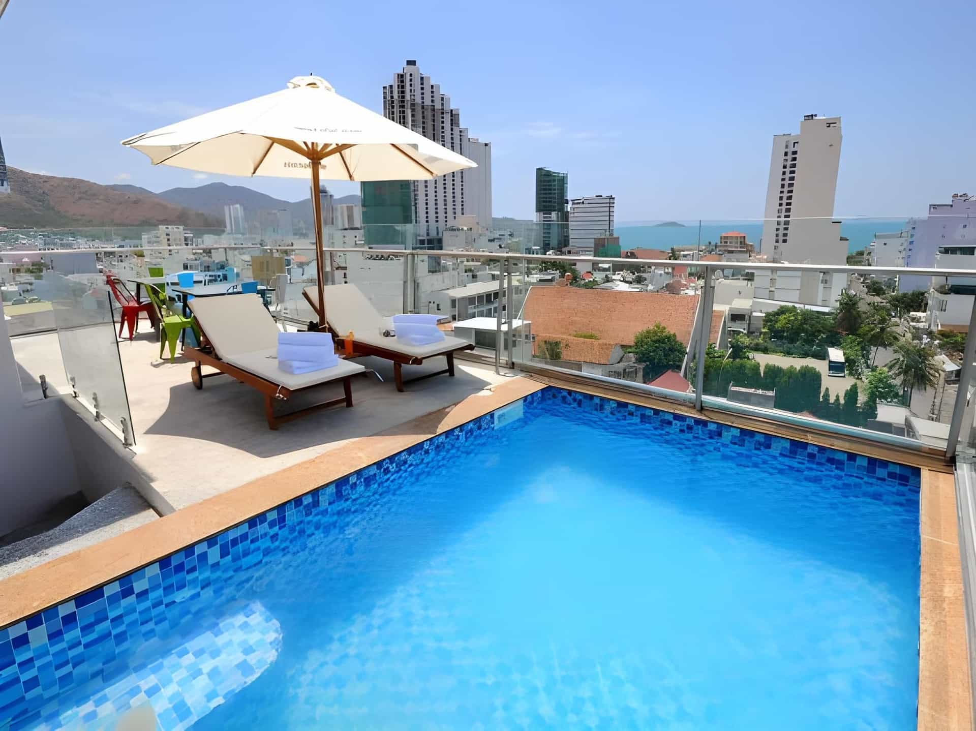 โรงแรมเมกา ไลท์ โรงแรมเมกา ไลท์