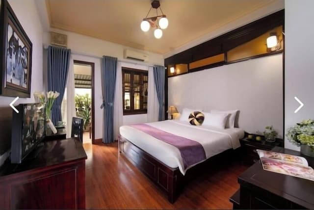 Classic Double Room, City View