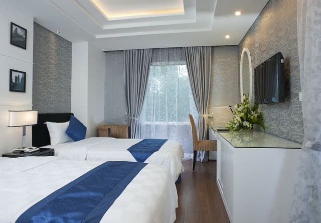 Classic Double or Twin Room (Internal window)