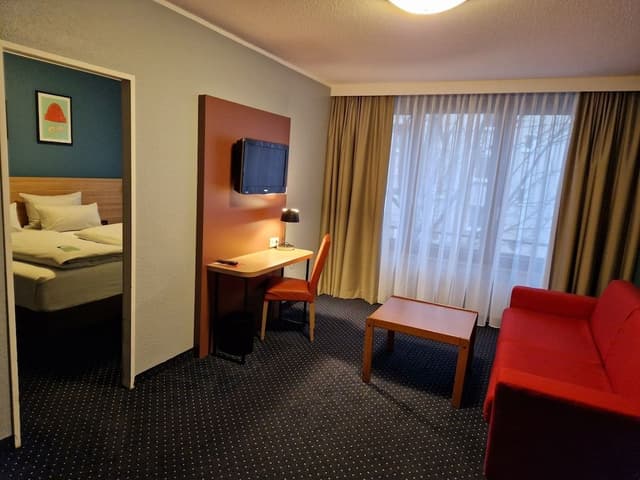 Suite, 1 Bedroom (with Kitchen Area)