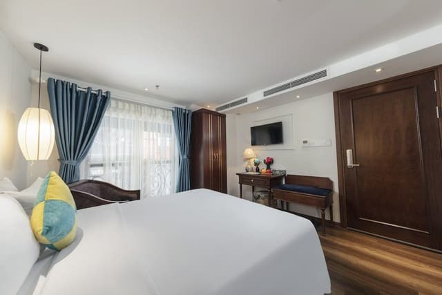 Deluxe Double or Twin Room, 1 Queen Bed, Non Smoking, City View