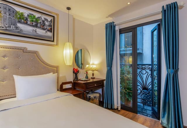 Executive Room, 2 Twin Beds, Non Smoking, City View