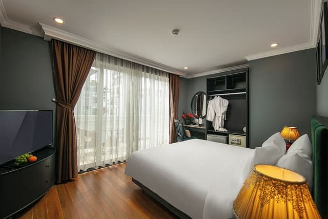 Executive Room