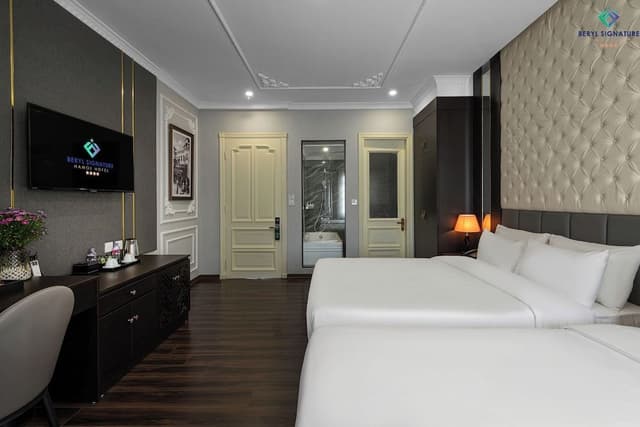 Family Suite Quadruple Room with Balcony