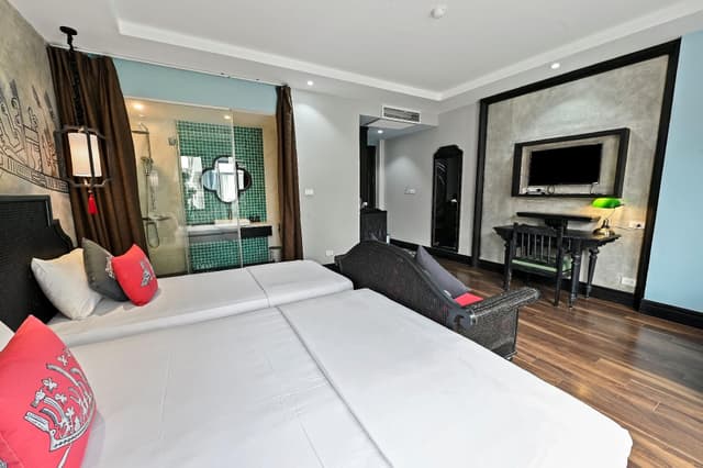 Luxury Family Suite