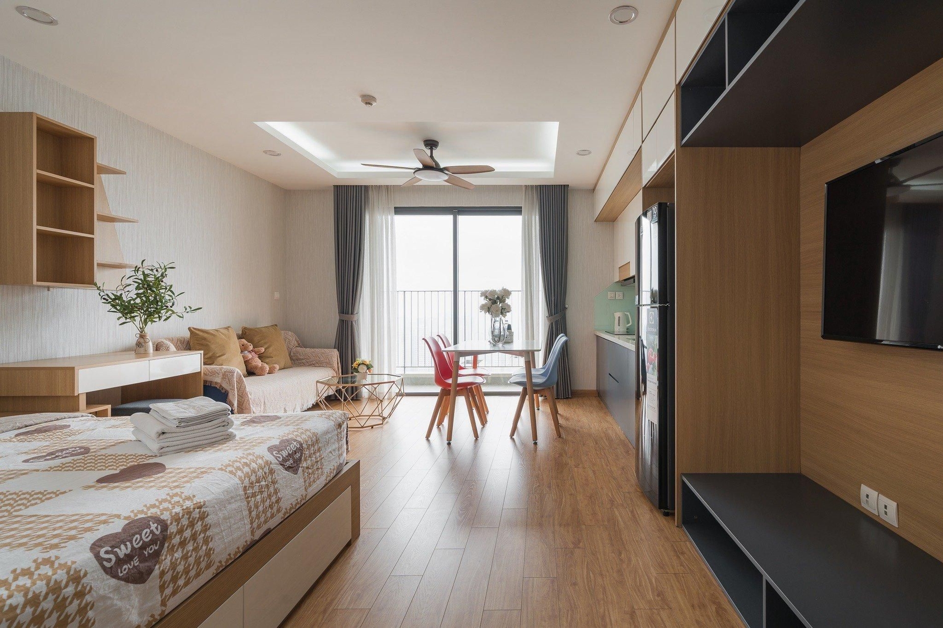 ทิล วินโฮมส์ ดิ แคปิตอล ไฮคลาส โมเดิร์น ลักชัวรี่ (TIL Vinhomes D'capitale High class-Modern-Luxury)3