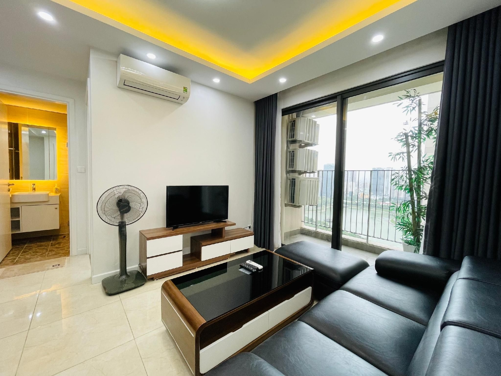 เมย์ เฮาส์ซิ่ง-วินโฮมส์ ดีแคปิตอล (May Housing-Vinhomes Dcapital)0