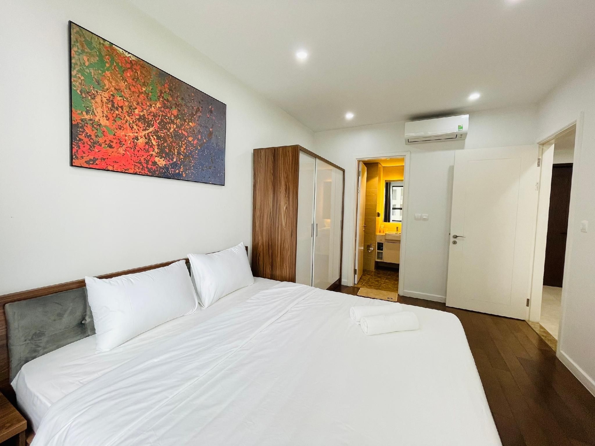 เมย์ เฮาส์ซิ่ง-วินโฮมส์ ดีแคปิตอล (May Housing-Vinhomes Dcapital)4