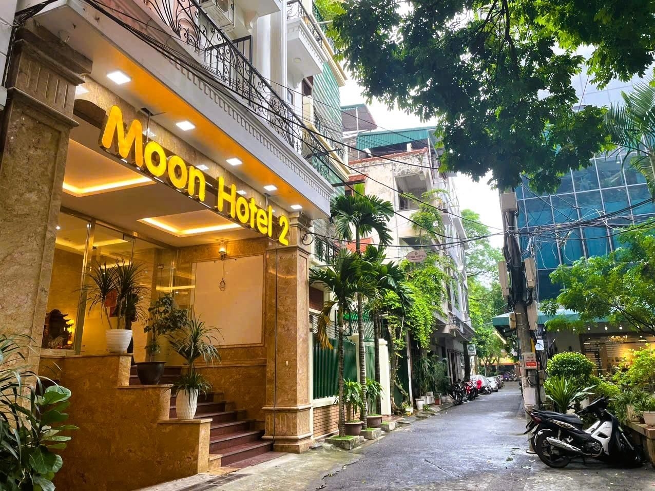 โรงแรมมูน 2 โดกวาง (Moon Hotel 2 Do Quang)0