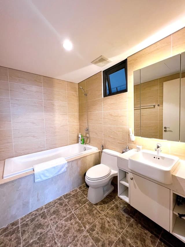 3-Bedroom Apartment