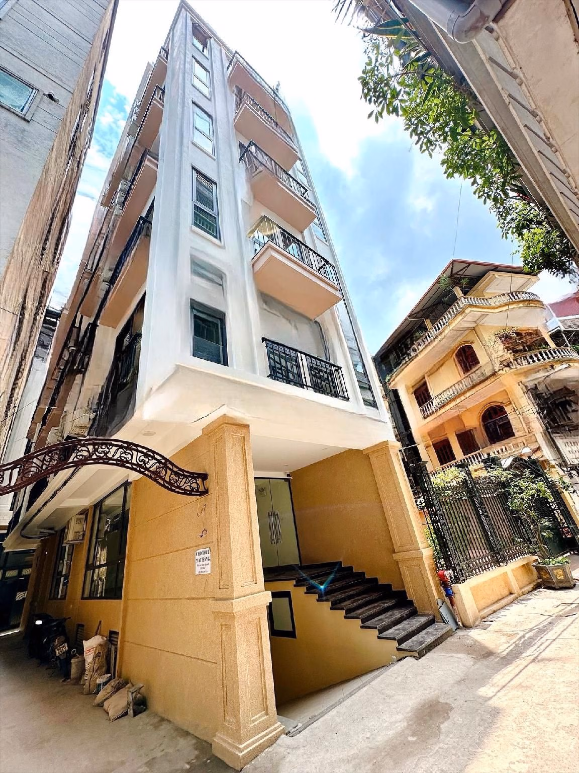 ซินดี้ส์ เวสต์เลค อพาร์ตเมนต์ (Cindy's Westlake Apartments)0