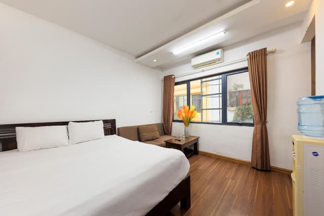 Deluxe Studio Apartment