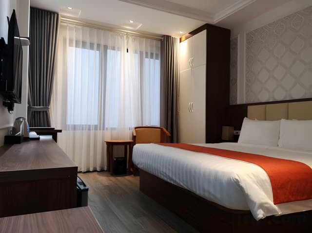Standard Street View Double Room