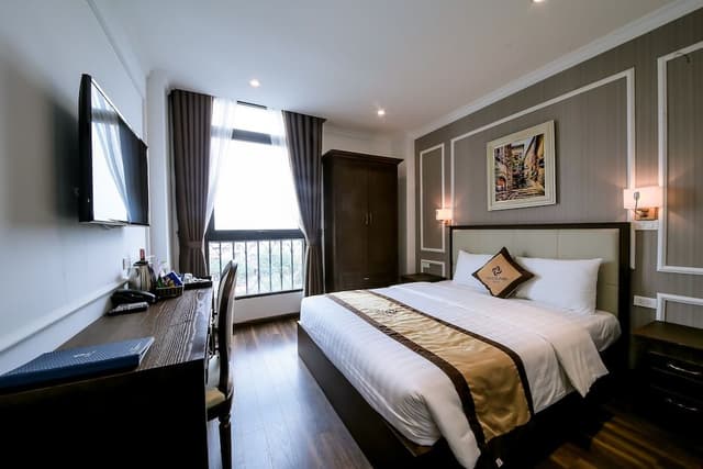 Superior Double Room, City View
