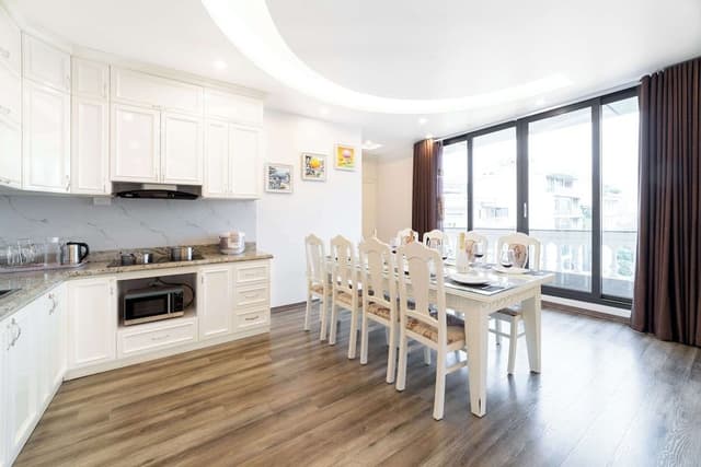 Junior Apartment, 1 King Bed with Sofa bed, Non Smoking, City View