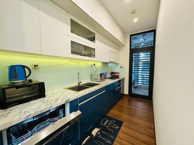 3-Bedroom Apartment with Terrace