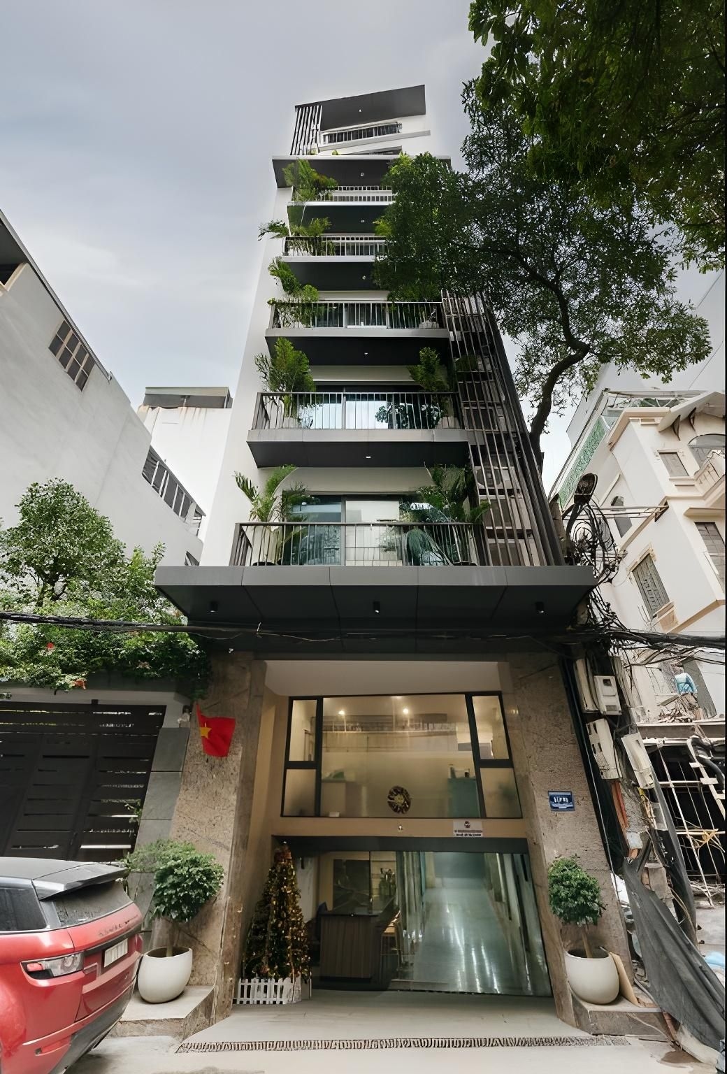 ลักซ์ หง็อก คานห์ เลค สตูดิโอ (Lux Ngọc Khánh Lake Studio)1