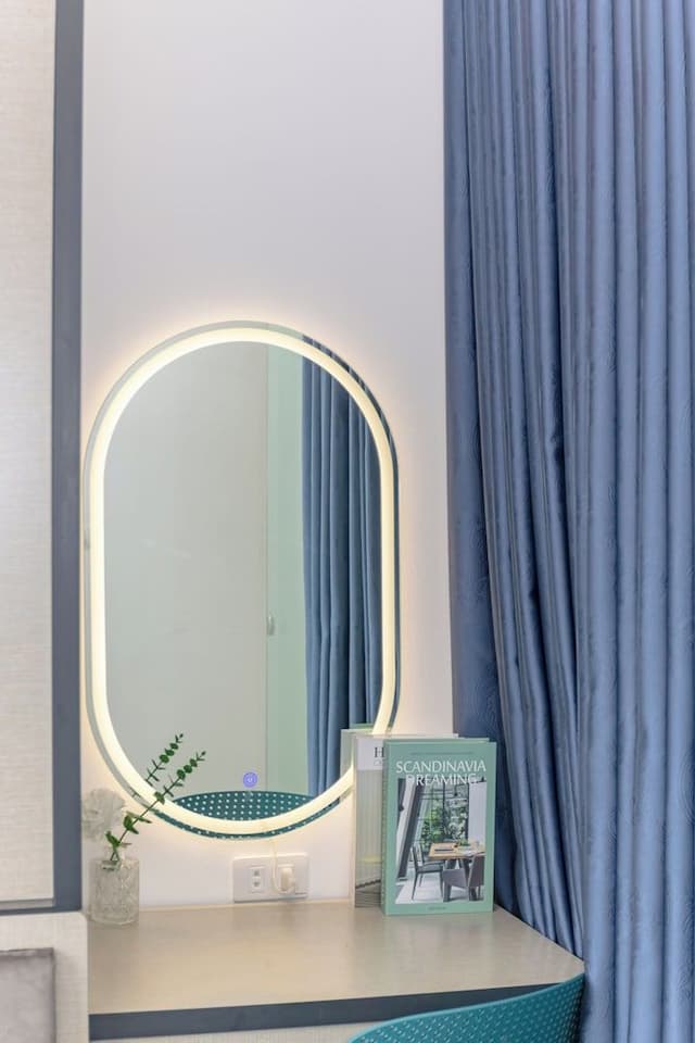 Studio Suite, City View