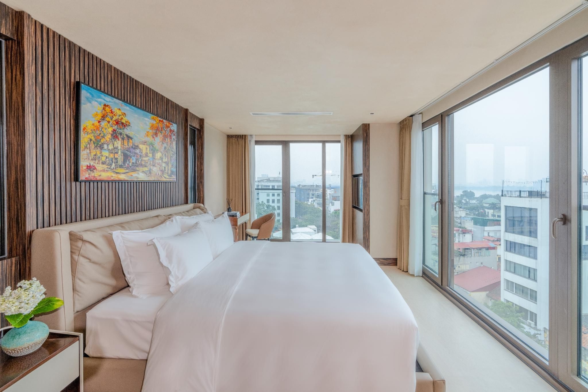 เดอะ ไฟว์ สวีทส์ ลิลาส์ (The Five Suites Lilas)4