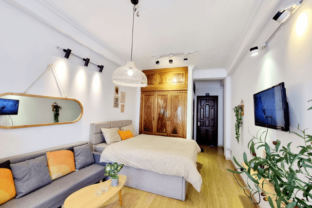 Studio with Balcony
