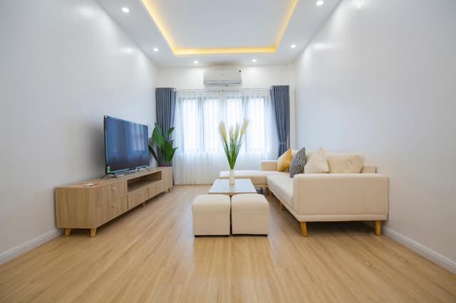 1-Bedroom Apartment 1 with Balcony