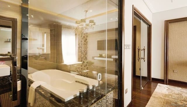 Studio Suite, Sauna