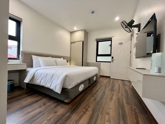 Deluxe Room, 1 King Bed