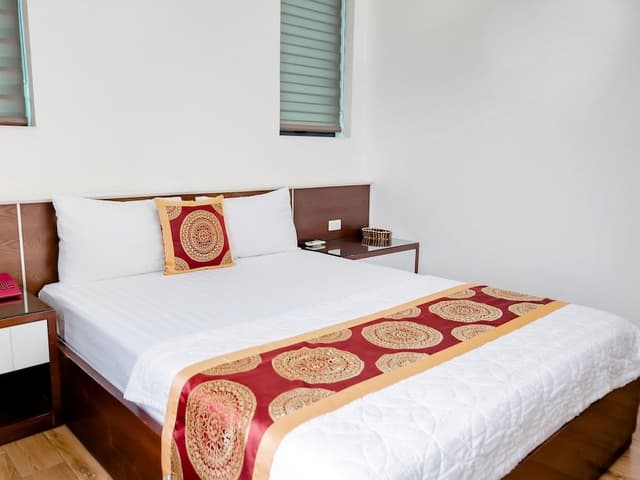 Superior Double Room, 1 King Bed, Balcony, City View